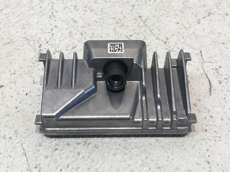 22-24 HYUNDAI SANTA CRUZ WINDSHIELD LANE DISTANCE ASSIST CAMERA OEM 99211-CW020