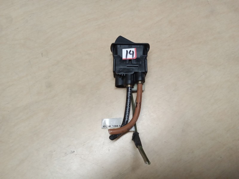 Kenworth G90-1001-3 Dash/ConsoleSwitch