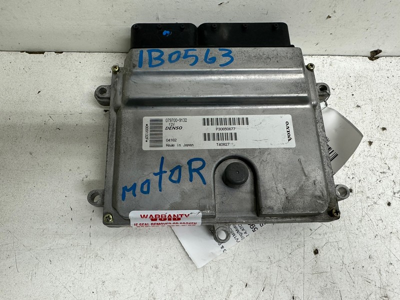 2005-2006 Volvo S40 Electronic Control Module Ecu Ecm Pcu Pcm Oem