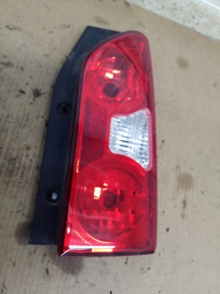 Passenger Tail Light Quarter Mounted Fits 05-15 XTERRA 199047