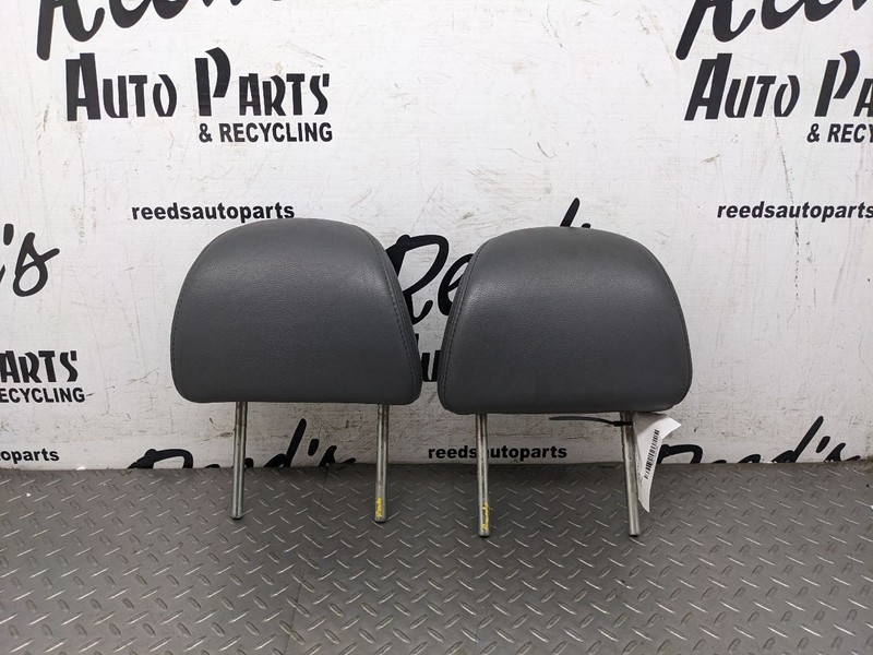 2005-2010 Honda Odyssey 2nd Row REAR Seat OEM Headrest gray Leather Left & R
