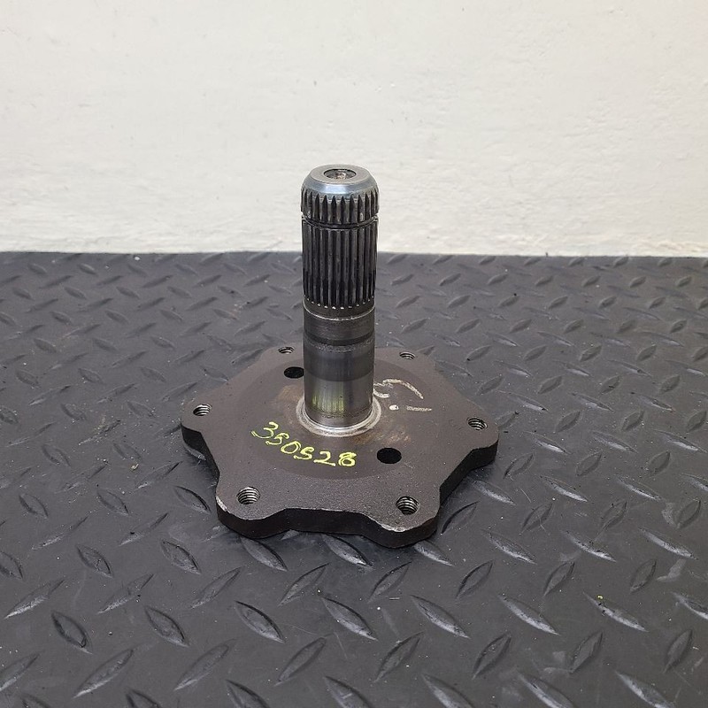 99-12 Chevrolet Silverado Left Driver Axle Inner Carrier Shaft OEM 26058813