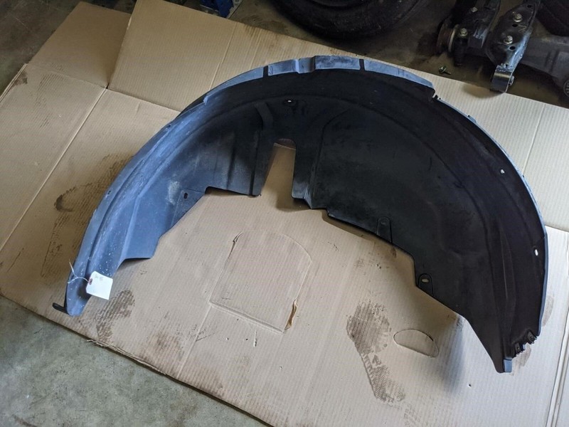 Rear Right Fender Liner Splash Shield 2014 Lincoln MKT AE93-7428370-AD 2013-2019