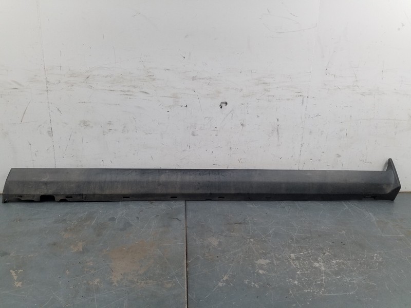 2007 Ford Mustang Shelby GT500 Right Side Skirt Rocker Panel #8204 P10