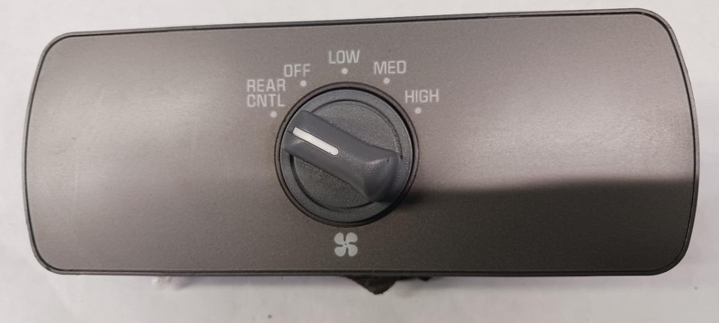 92-'94 CHEVROLET SUBURBAN 2500 roof mounted temperature control OEM 1 Year Wnty