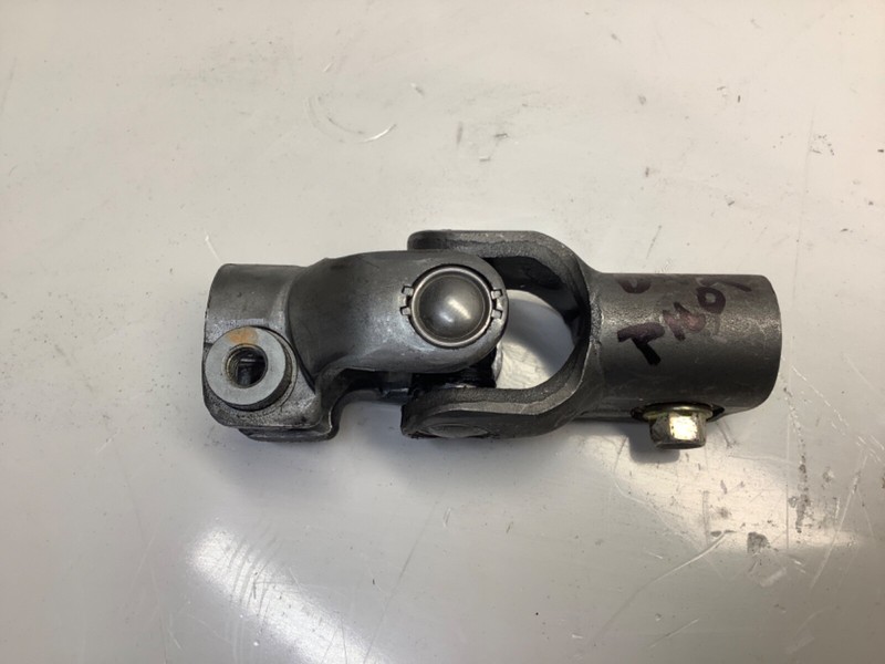 03-08 Honda Pilot Steering Column Shaft U Joint B Swivel 53323-S50-003 OEM