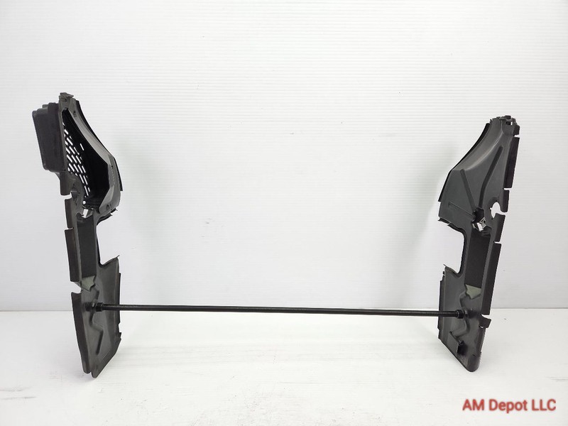 2008 BMW 535xi 535i N54 AT E60 E61 Front Right Left Air Duct Cover Set 7184518