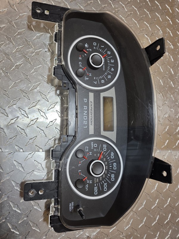 05 06 Ford Expedition 126K Speedometer Mph W/o Message Center Id 5l1t-10849-bc