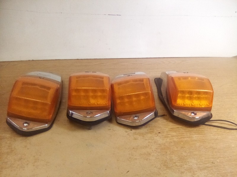 Lot Of 4 Kenworth T800/Grakon 5000 LED Amber Cab Marker Lights
