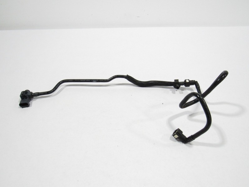 14-19 Maserati Quattroporte 2016 Brake Vacuum Hose Pipe Line W/ Check Valve ;:A