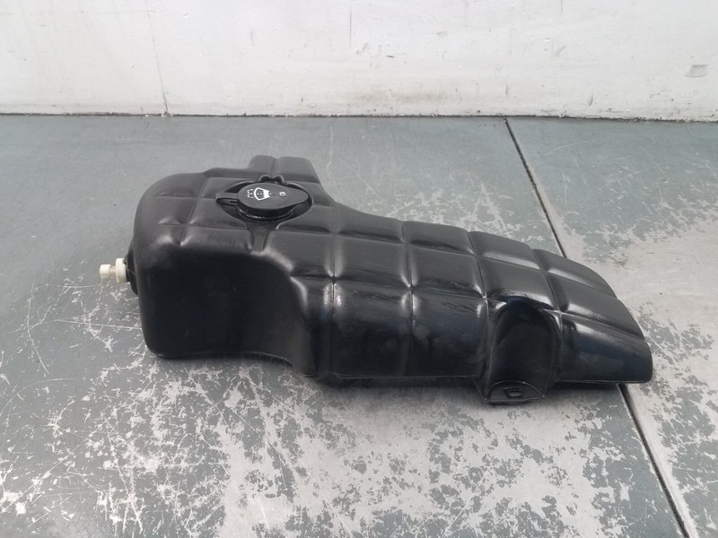 2004 Chevy Corvette C5 Windshield Washer Fluid Bottle #2671 M4