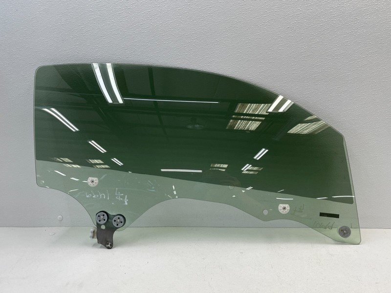 22 23 24 Toyota GR86 Front Right Passenger Door Window Glass Panel 1499 OEM