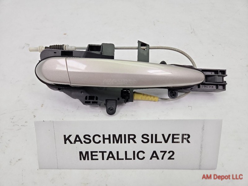 2009 BMW 135i 128i E88 Front Right Door Exterior Handle Kaschmir Comfort 7161414