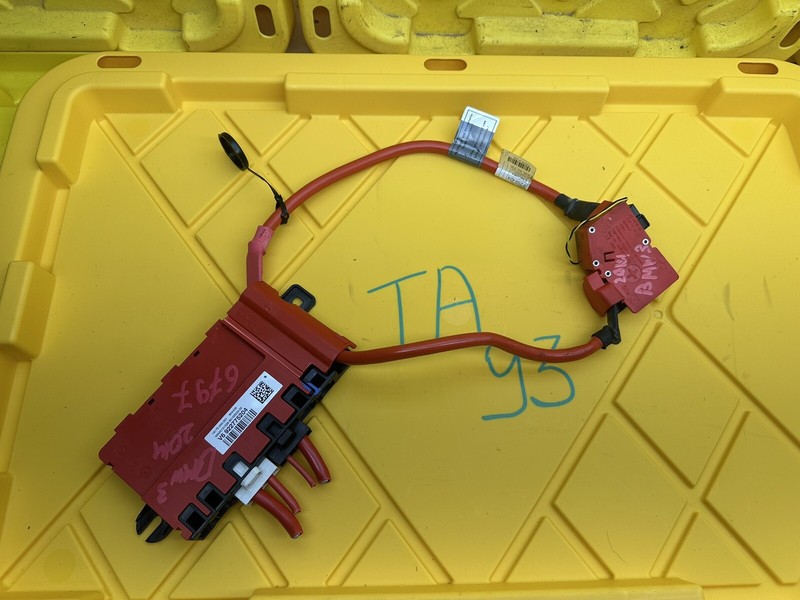 2014 BMW 328i DISTRIBUTION MODULE FUSE BOARD LIVE TERMINAL 922775204 OEM