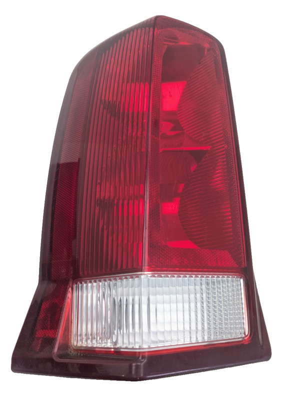 2002-2006 CADILLAC ESCALADE Tail Light Assembly Left Driver side