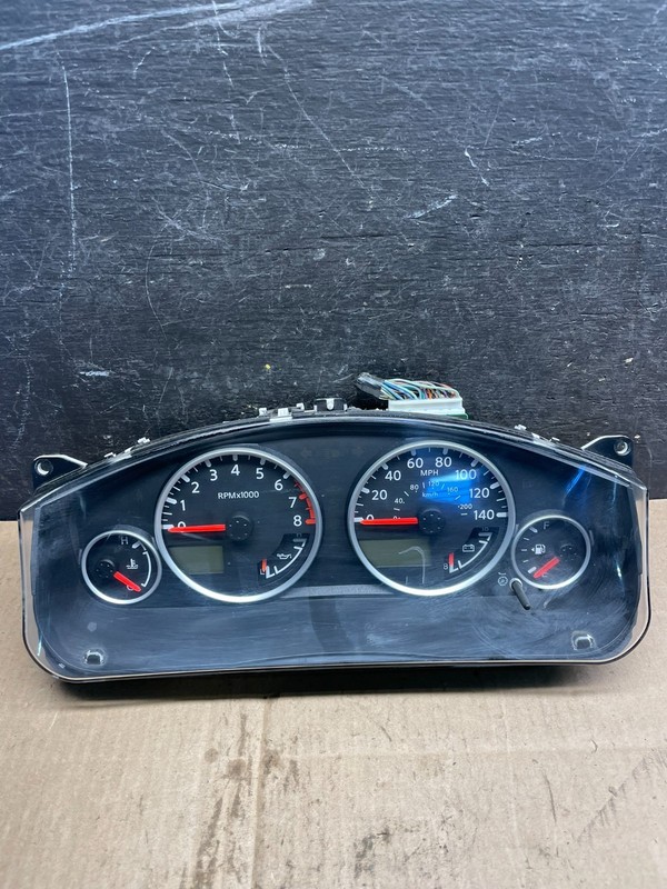 2005 Nissan Pathfinder Speedometer Cluster Gauge OEM T7264 DG
