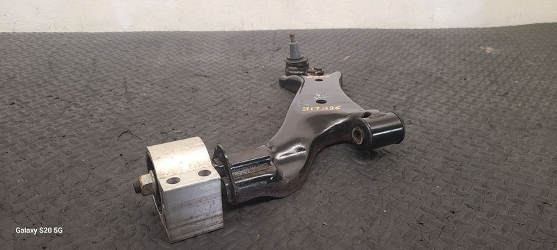 10-17 Chevrolet Equinox Front Left Driver Lower Control Arm OEM 20945779
