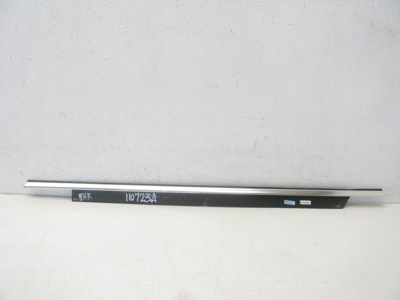 07-15 AUDI 4L Q7 DOOR WINDOW WEATHERSTRIP TRIM REAR RIGHT PASSENGER OEM 110723A