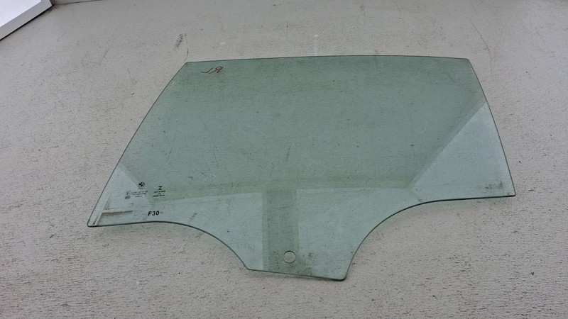 2013-2018 BMW 320I XDRIVE F30 REAR LEFT SIDE DOOR PANEL WINDOW GLASS OEM