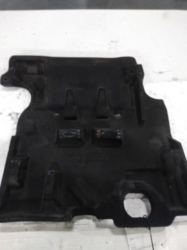 2016 Ford Edge Engine Cover Black Used OEM Part 2541784 131K Mileage