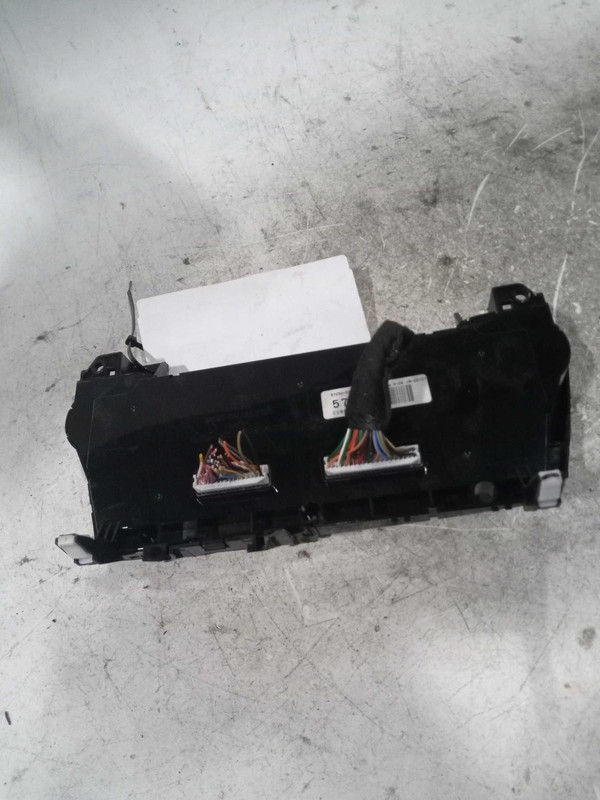 2018 Hyundai Tucson A/C Selector Switch OEM Grey 97250D3570 117K Miles