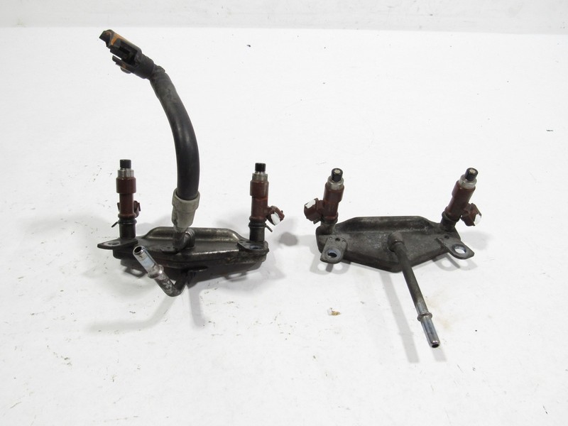 09-14 Subaru Outback 2011 2.5L AWD Engine Motor Fuel Rail W/ Injectors Set ;