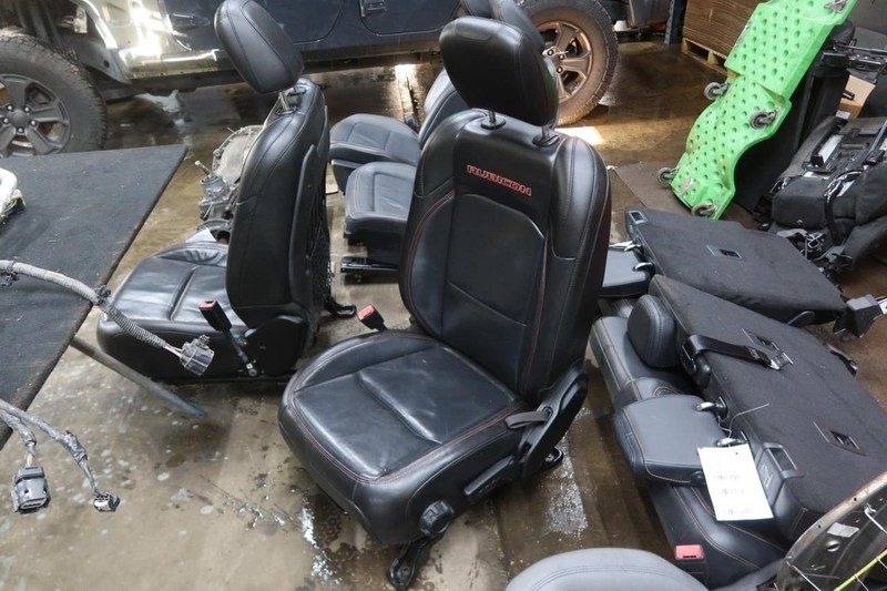 2018-2023 Jeep Wrangler Rubicon OEM Front Left Driver Seat Black Red Leather