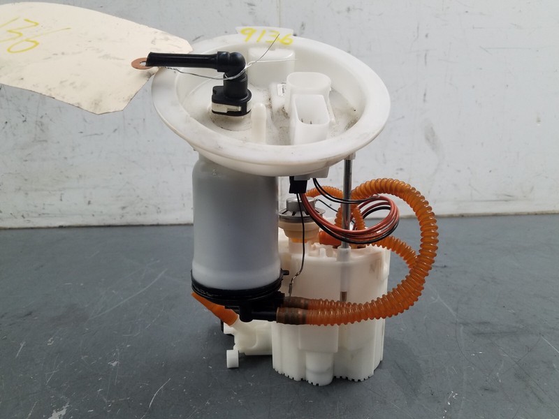 2017 BMW M4 F82 Fuel Pump / Sending Unit #9136 A6