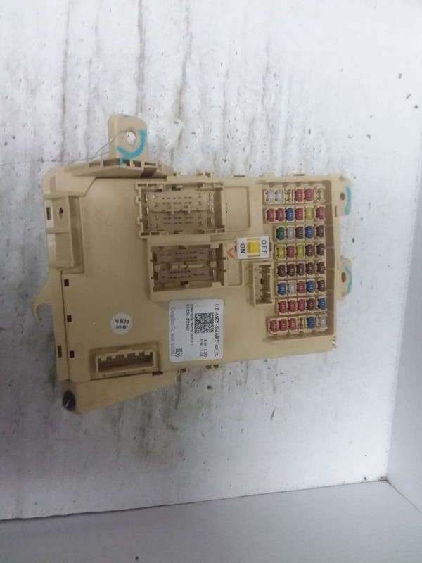 Cabin Fuse Junction Box 2019 Hyundai Elantra 91950-F2360