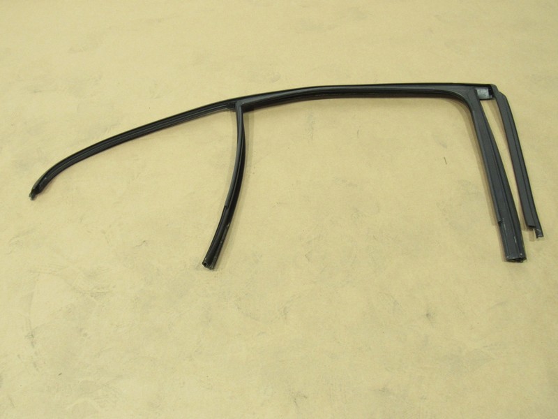 18-20 Mercedes E63 S W213 2018 Rear Left Door Window Upper Weatherstrip Seal ;:Y
