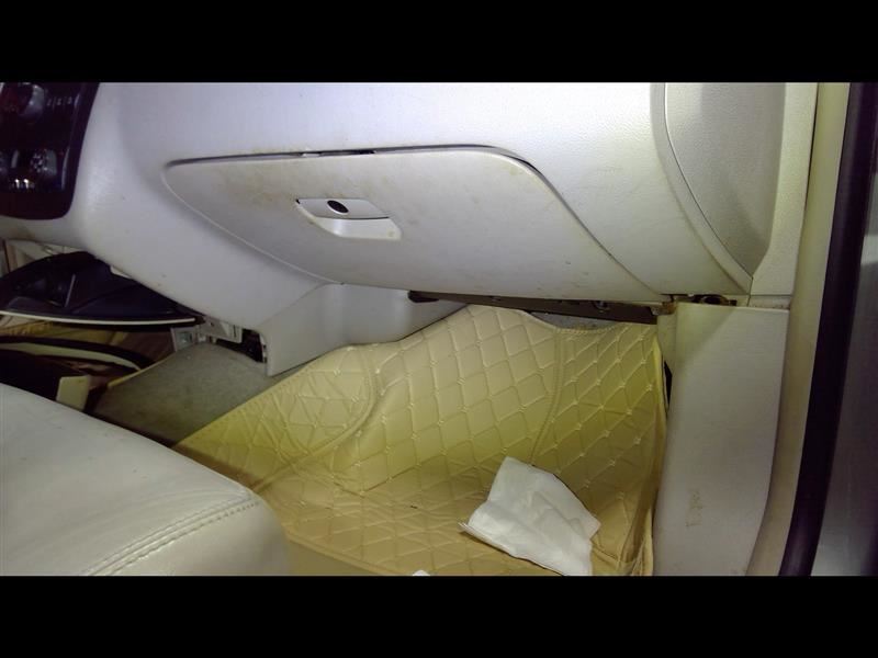 2006 2007 2008 2009 2010 2012 LUCERNE Glove Box Gray 1302642