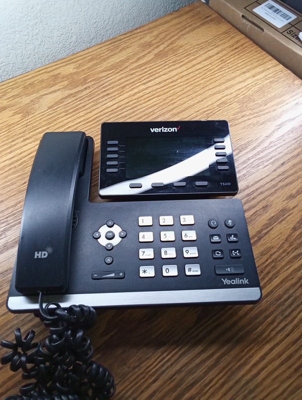 (B) T54W IP desk Phone From Verizon