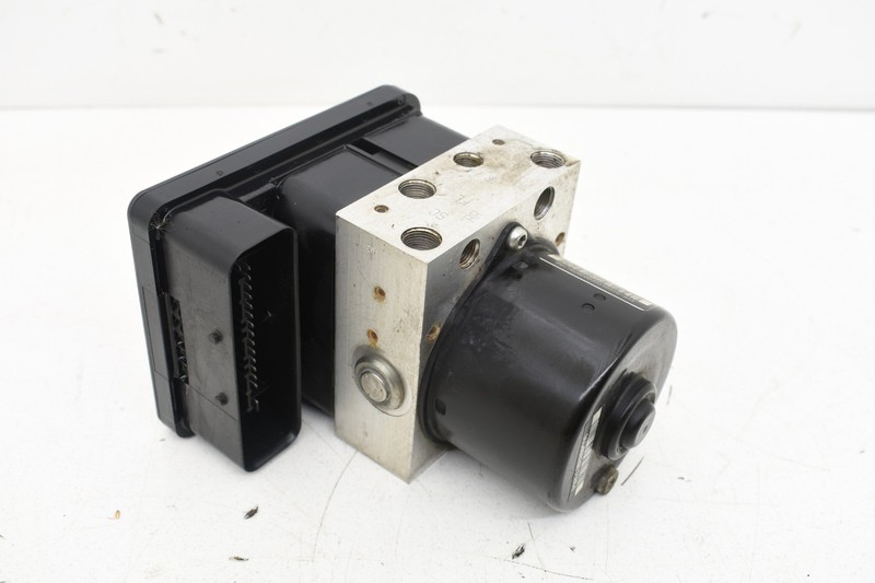 2006 MINI COOPER S R53 ABS ASC PUMP & CONTROL MODULE ASSEMBLY OEM KW69