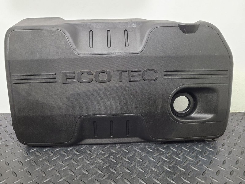 10-17 Chevrolet Equinox Ecosport 2.4L Engine Cover OEM 12634977