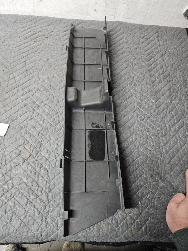 2013-2016 Ford Escape Front Bumper Lower Air Deflector Trim Shutter