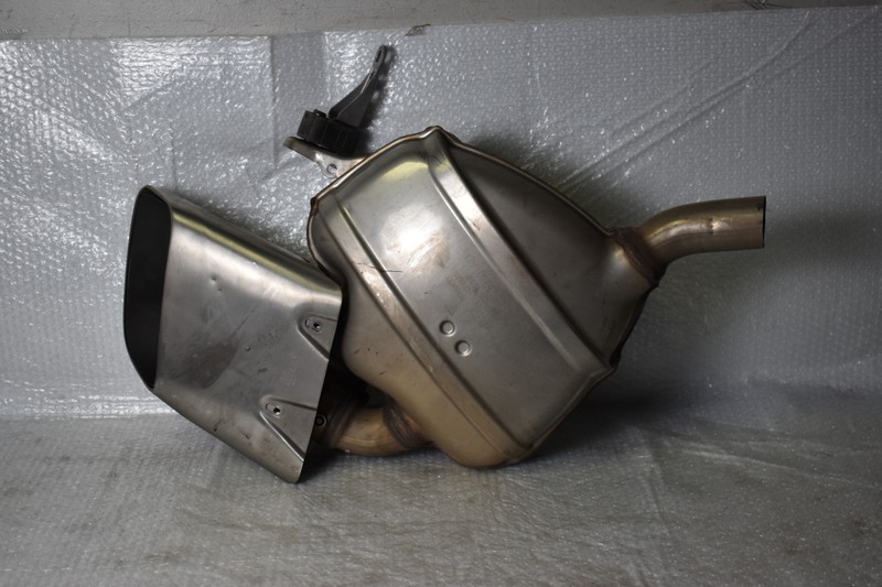 2021 2022 PORSCHE MACAN REAR LEFT EXHAUST MUFFLER TAILPIPE OEM USED 95B253611S