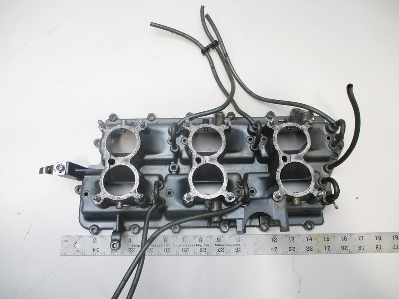 6G5-13641-10-94 Yamaha Outboard Engine Intake Manifold 150-200HP 1984-1995