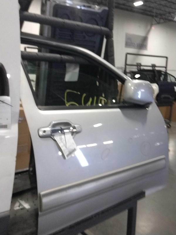 2012 GMC Canyon Front Right Door Silver Used OEM 39172 206K Miles