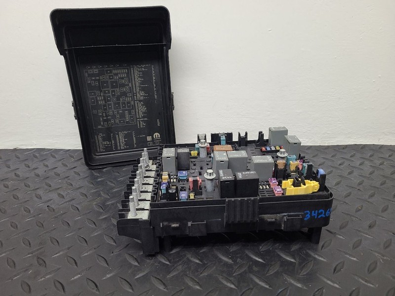 (20-23) Dodge Ram 1500 Diesel 3.0L V6 Engine Compartment Fuse Box OEM 68430151AA