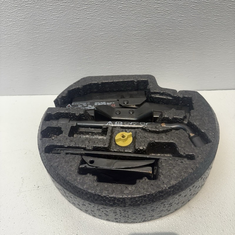 1998 to 2003 Jaguar XJ8 XJR Vanden Plas Spare Tire Jack Tool Kit Foam Case