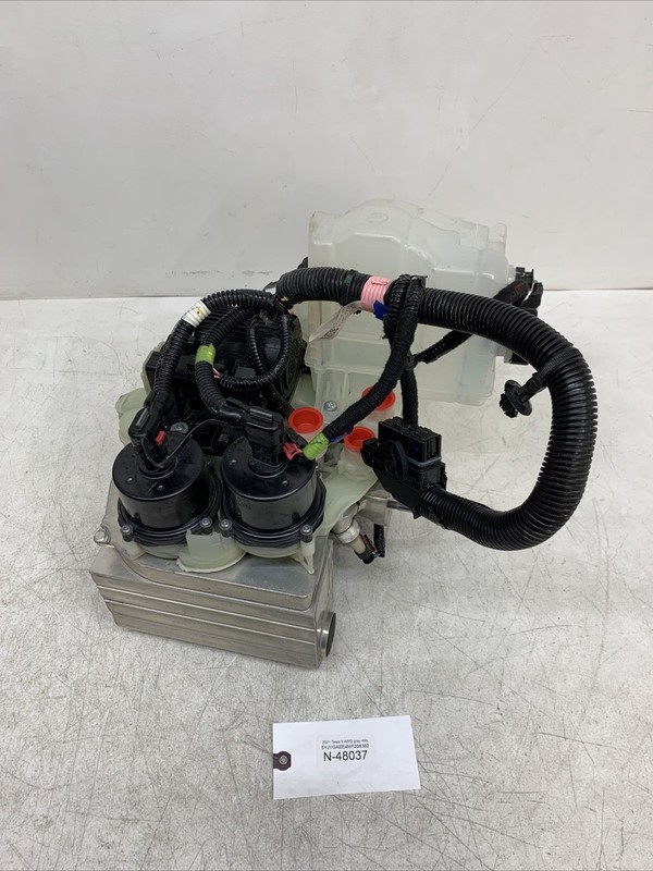 17-23 Tesla Model 3/Y Supermanifold Cooler Chiller Bracket 1547595-96-F 48037
