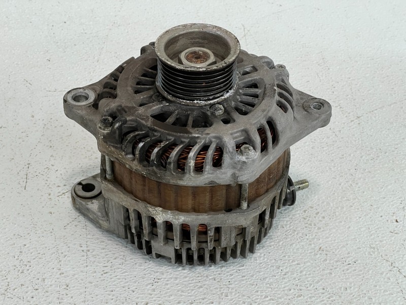 11-14 Nissan Murano Alternator OEM