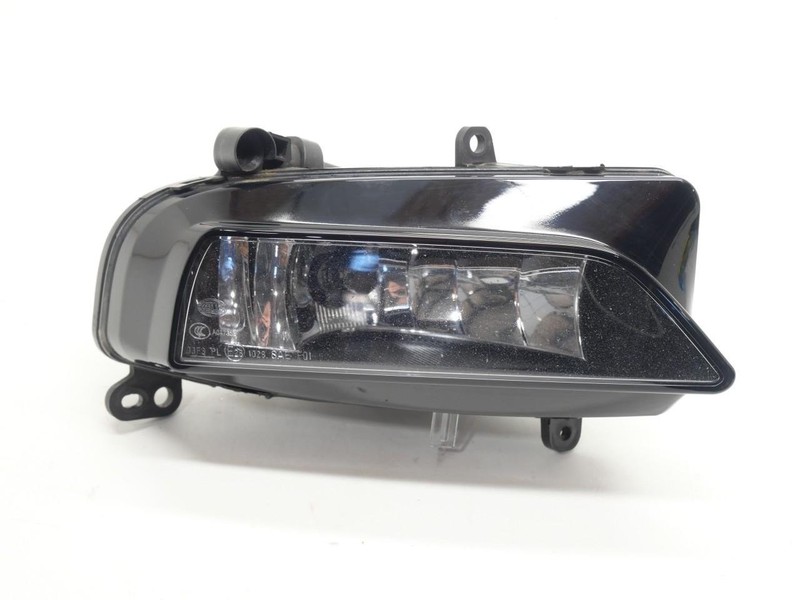 2008-2017 Audi S5 Front Right RH Passenger Side Fog Light Lamp Assembly OEM