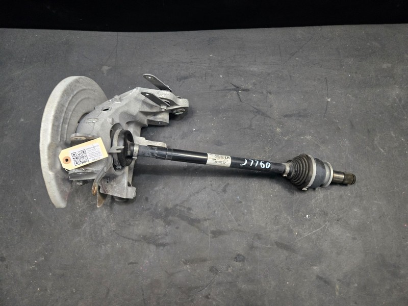 Rear Left Knuckle w/ Hub + Axle Shaft Set 2018 Range Rover Velar 2019 2020