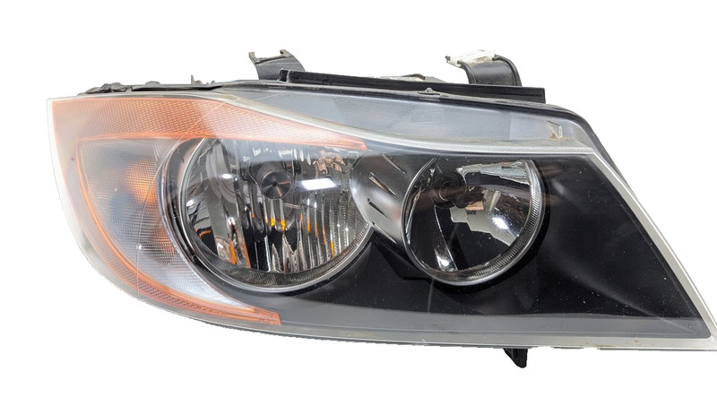 2007-2008 BMW 328i 335i Sedan right passenger Head light HALOGEN