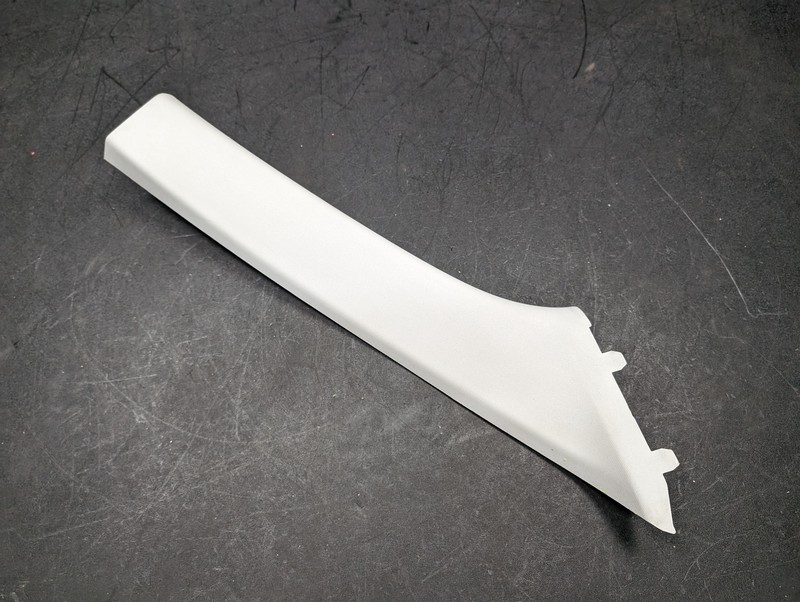 Front Right A-Pillar Trim Panel 2019 Chevrolet Equinox 23116156 2018 2020 - 2024