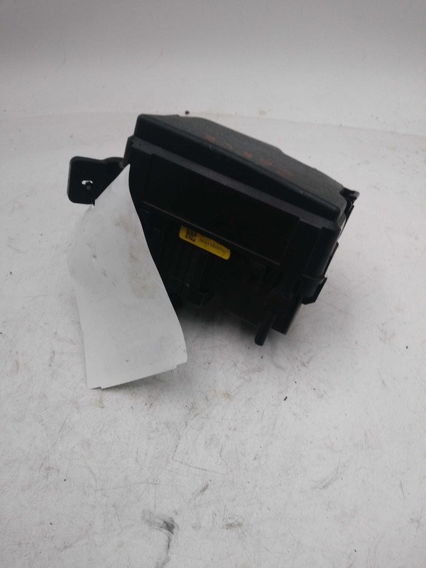 2014 Hyundai Veloster OEM Fuse Box Grey 912362V621 194K Miles - Warranty