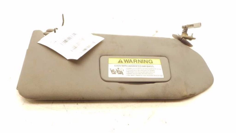 Passenger Right Sun Visor Illuminated Fits 04-06 MDX 123074