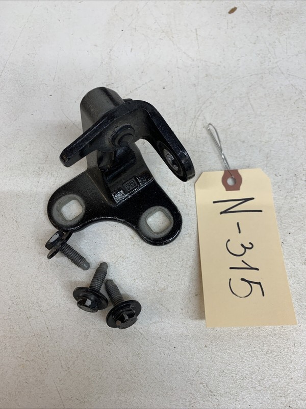 TESLA Y front passenger door hinge upper or lower 1497496-00-B 315 B84