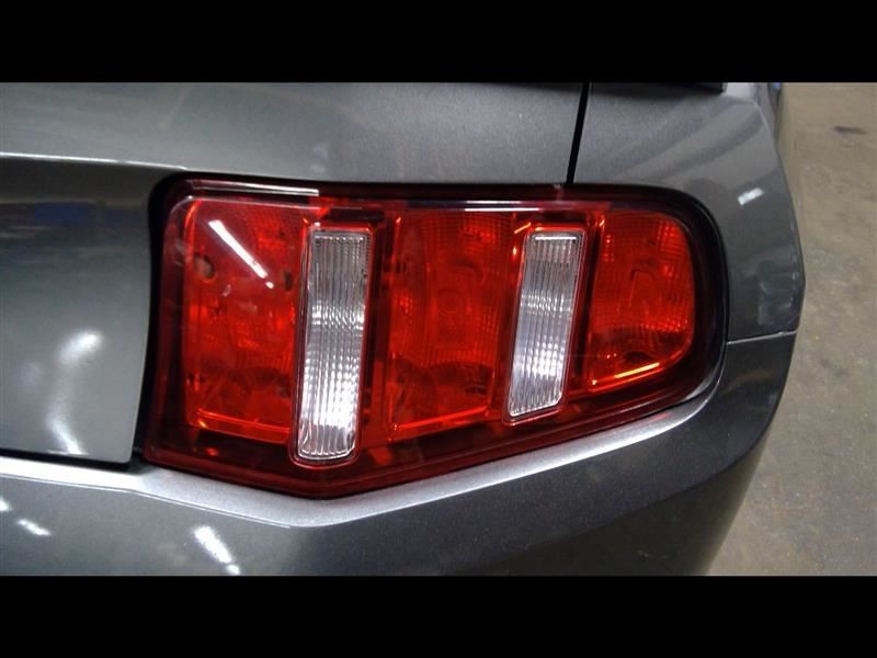 Passenger Right Tail Light Fits 10-12 MUSTANG 1136105